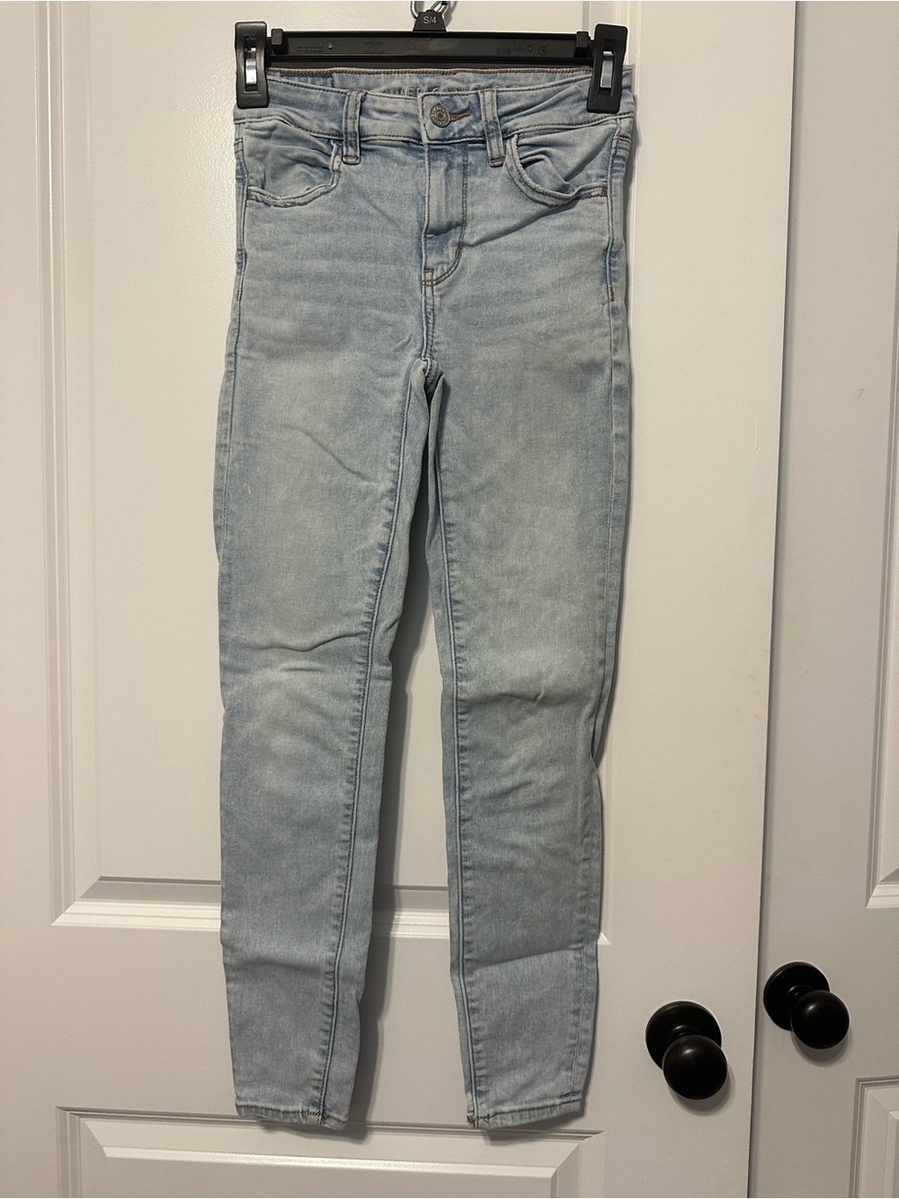 American Eagle Light Wash Women’s Hi-Rise Jegging size 0